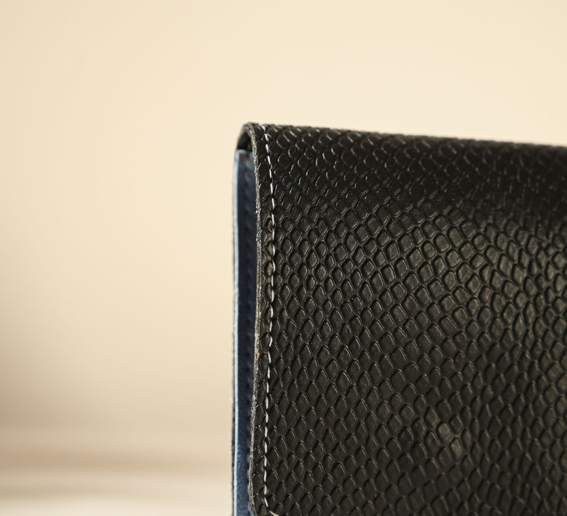 Blackberry Delight (Unisex)